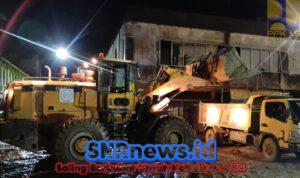 Pembersihan Jalan Pascabencana di Aceh Tamiang Berlangsung Hingga Pukul 23.30 WIB