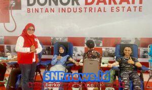 Lanal Bintan dan Ketua Cabang 5 Kodaeral IV Wujudkan Kepedulian Sosial Lewat Aksi Donor Darah