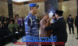 Pelukan Hangat Prabowo untuk Keluarga Prajurit Gugur di Lebanon