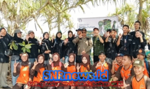 Anggota DPRD Kabupaten Sukabumi Fraksi PKS, Erpa Aris Purnama Menanam Harapan di Pesisir Minajaya